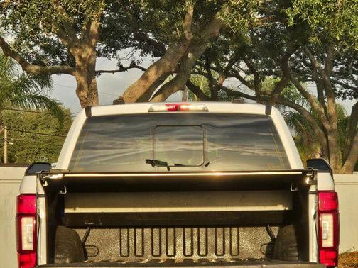 2022 Ford F-350 Lariat