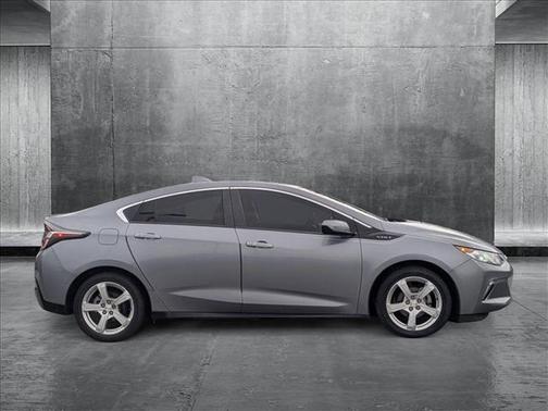2018 Chevrolet Volt LT