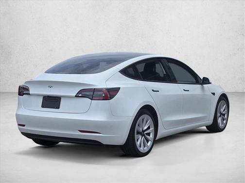 Pearl White Multi-Coat 2023 Tesla Model 3 Standard Range