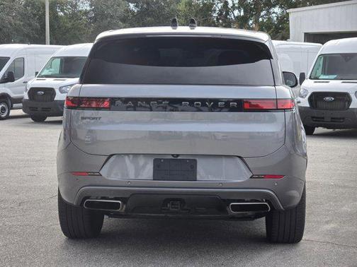 2024 Land Rover Range Rover Sport SE