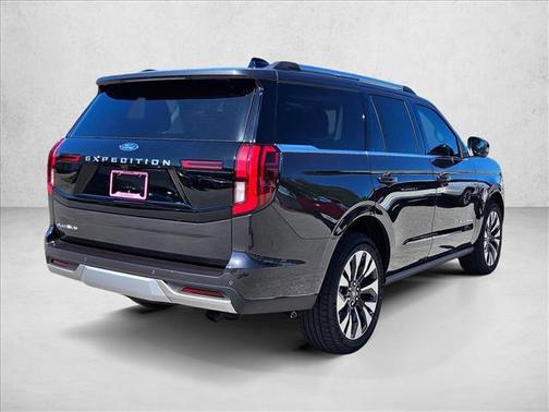 Dark Matter Gray Metallic 2026 Ford Expedition Platinum