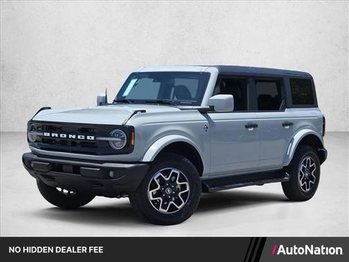 Avalanche Gray 2026 Ford Bronco Outer Banks