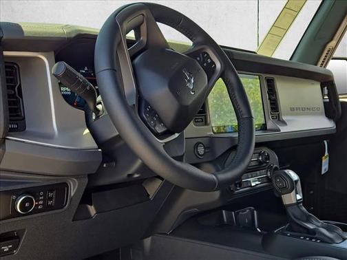 Avalanche Gray 2026 Ford Bronco Outer Banks