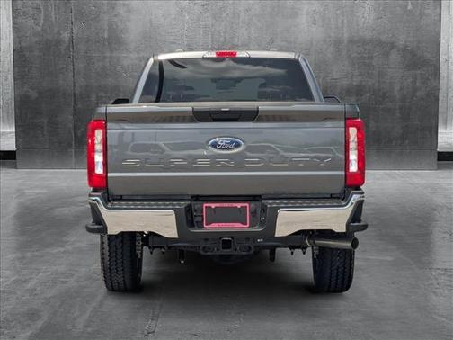2025 Ford F-250 XLT