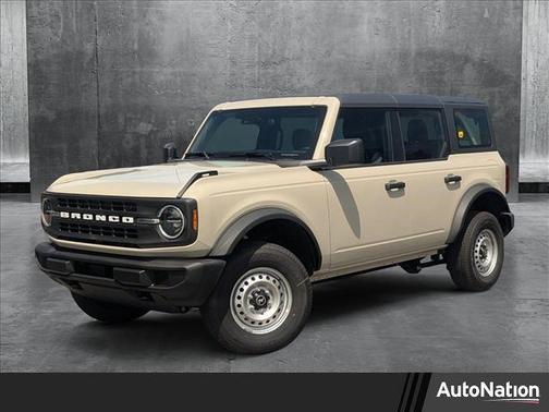 2025 Ford Bronco Base