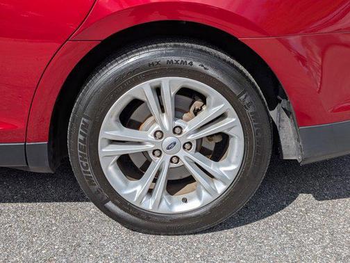 2013 Ford Taurus SEL