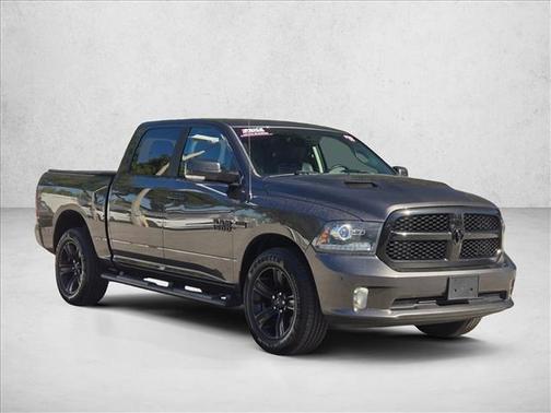 2017 RAM 1500 Night Crew Cab 4x4 5'7' Box