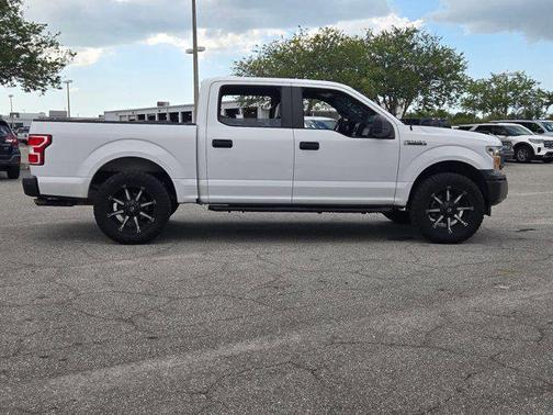 Oxford White 2018 Ford F-150 XL