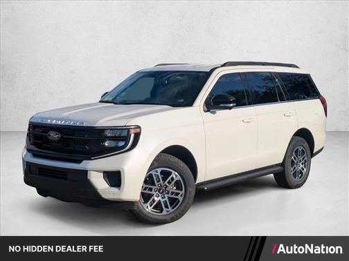 Star White Metallic Tri-Coat 2026 Ford Expedition Active
