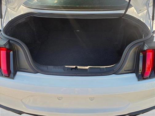 2021 Ford Shelby GT500 Base