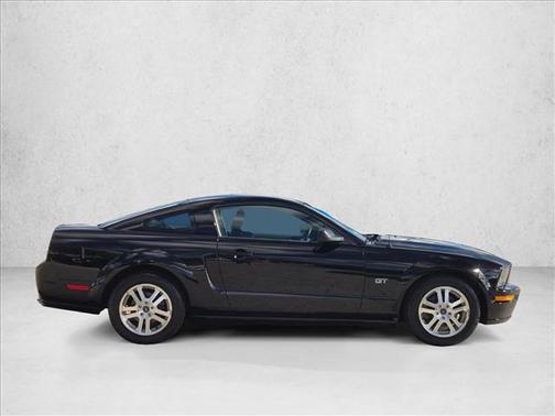 2005 Ford Mustang GT