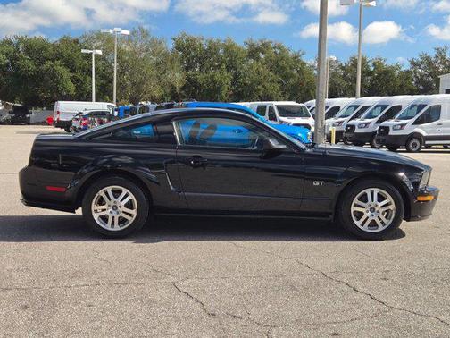 2005 Ford Mustang GT