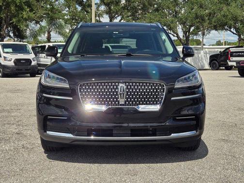 2023 Lincoln Aviator Standard