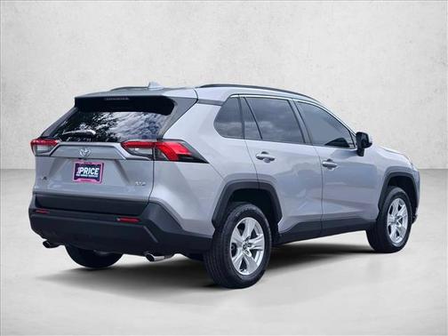 Silver Sky Metallic 2021 Toyota RAV4 XLE