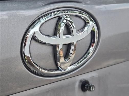 Silver Sky Metallic 2021 Toyota RAV4 XLE