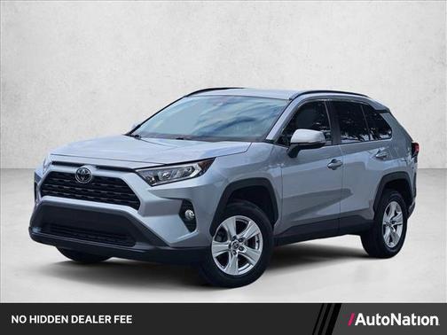 Silver Sky Metallic 2021 Toyota RAV4 XLE