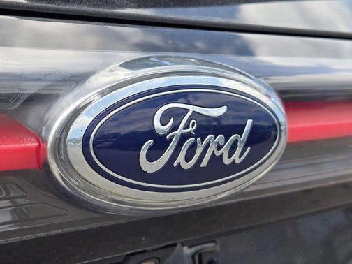 Silver/Gray 2015 Ford Edge SEL