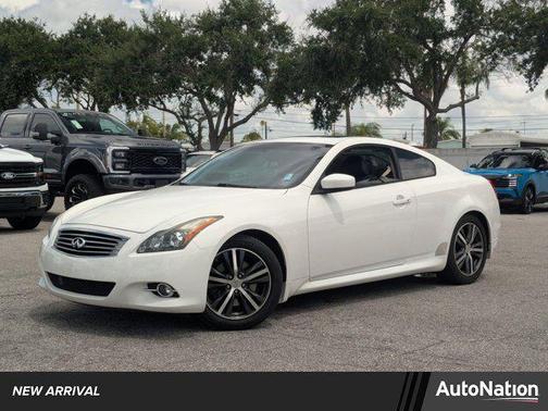 2013 INFINITI G37 Journey