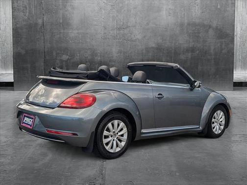 2018 Volkswagen Beetle 2.0T S
