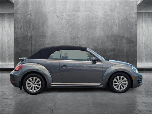 2018 Volkswagen Beetle 2.0T S