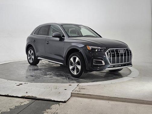 2024 Audi Q5 40 Premium