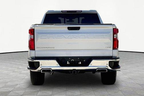Iridescent Pearl Tricoat 2021 Chevrolet Silverado 1500 LTZ