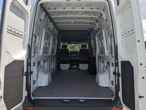 2025 Mercedes-Benz Sprinter 2500 High Roof
