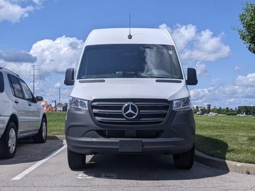 2025 Mercedes-Benz Sprinter 2500 High Roof
