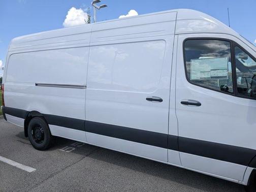 2025 Mercedes-Benz Sprinter 2500 High Roof