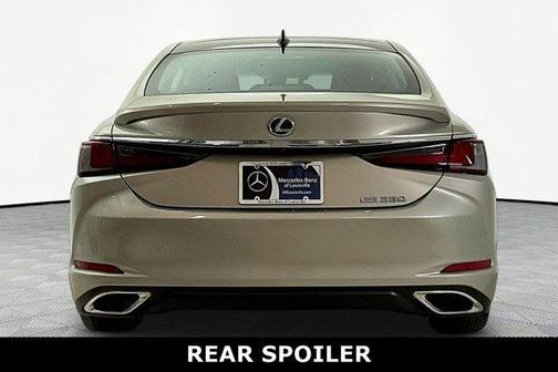 Moon 2023 Lexus ES 350