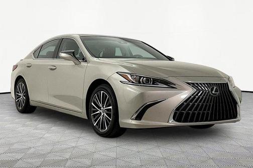 Moon 2023 Lexus ES 350