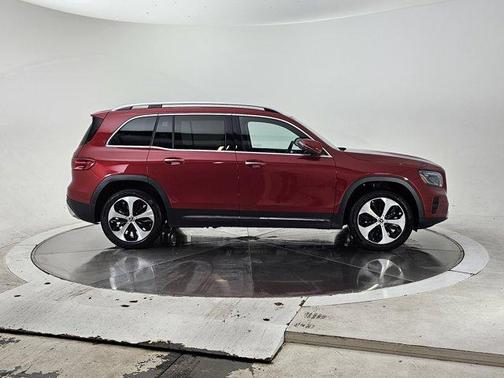 2025 Mercedes-Benz GLB 250 Base 4MATIC