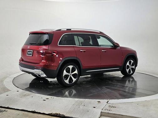 2025 Mercedes-Benz GLB 250 Base 4MATIC