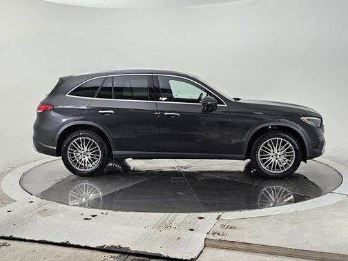 2025 Mercedes-Benz GLC 300 Base 4MATIC
