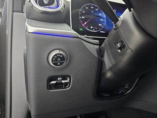 2025 Mercedes-Benz GLC 300 Base 4MATIC