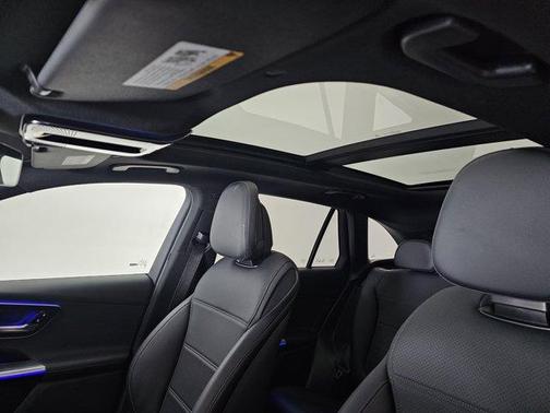 2025 Mercedes-Benz GLC 300 Base 4MATIC