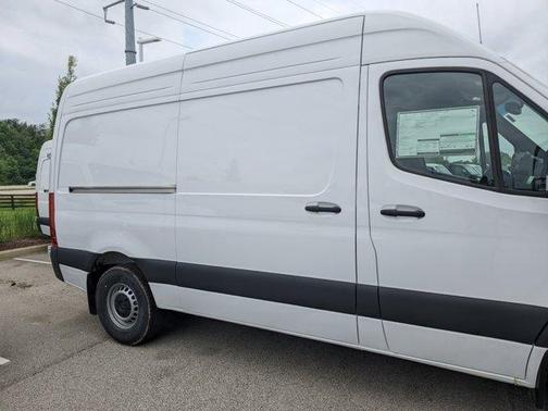 2025 Mercedes-Benz Sprinter 2500 Standard Roof