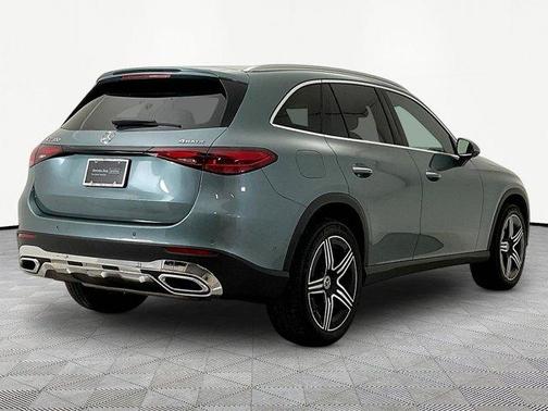 Verde 2026 Mercedes-Benz GLC 300 Base 4MATIC