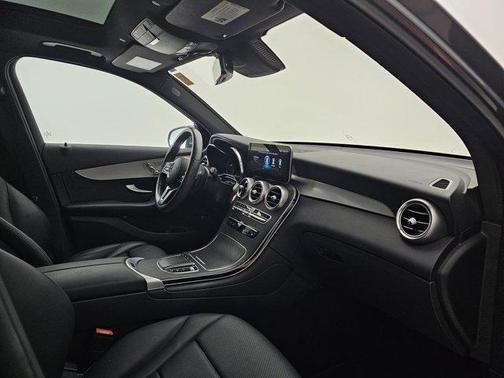 2022 Mercedes-Benz GLC 300 Base 4MATIC