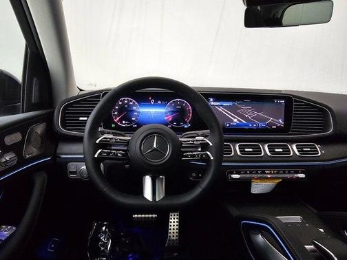 2026 Mercedes-Benz GLS 450 4MATIC