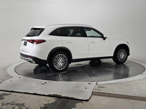 2025 Mercedes-Benz GLC 300 Base 4MATIC