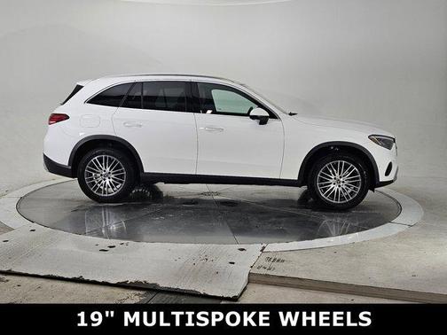 2025 Mercedes-Benz GLC 300 Base 4MATIC