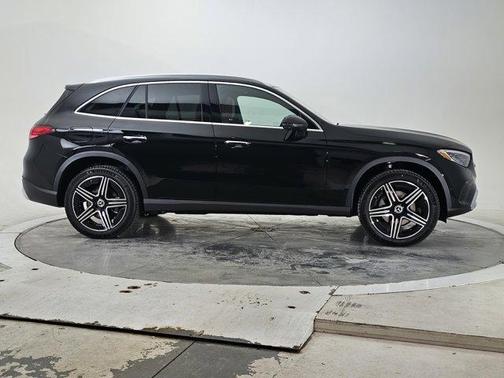 2026 Mercedes-Benz GLC 300 Base 4MATIC