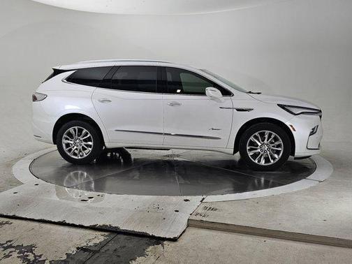 2024 Buick Enclave Avenir