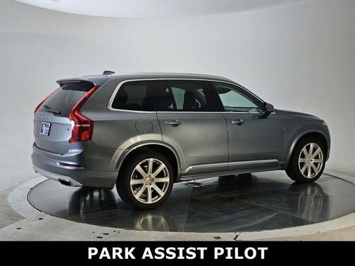 2019 Volvo XC90 T6 Inscription