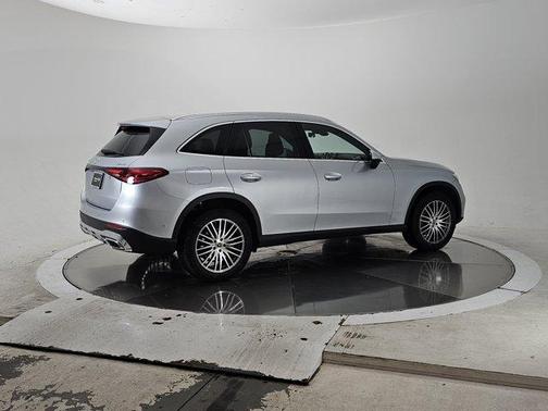 2025 Mercedes-Benz GLC 300 Base 4MATIC