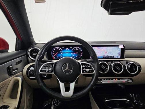2020 Mercedes-Benz A-Class A 220 4MATIC