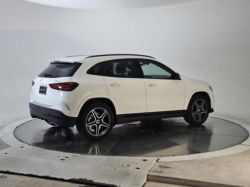 2025 Mercedes-Benz GLA 250 Base 4MATIC