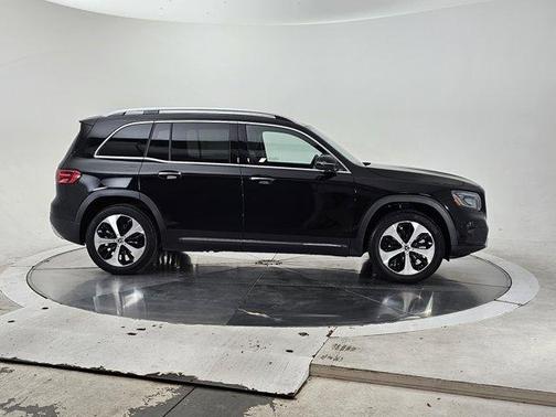 2025 Mercedes-Benz GLB 250 Base 4MATIC