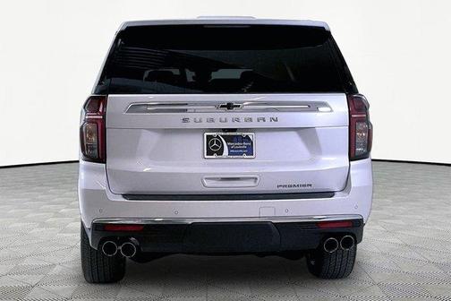 Iridescent Pearl Tricoat 2024 Chevrolet Suburban Premier